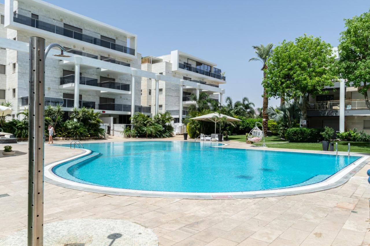 Apartamento דירת גן פונה לבריכה - Pool Garden View Eilat Exterior foto