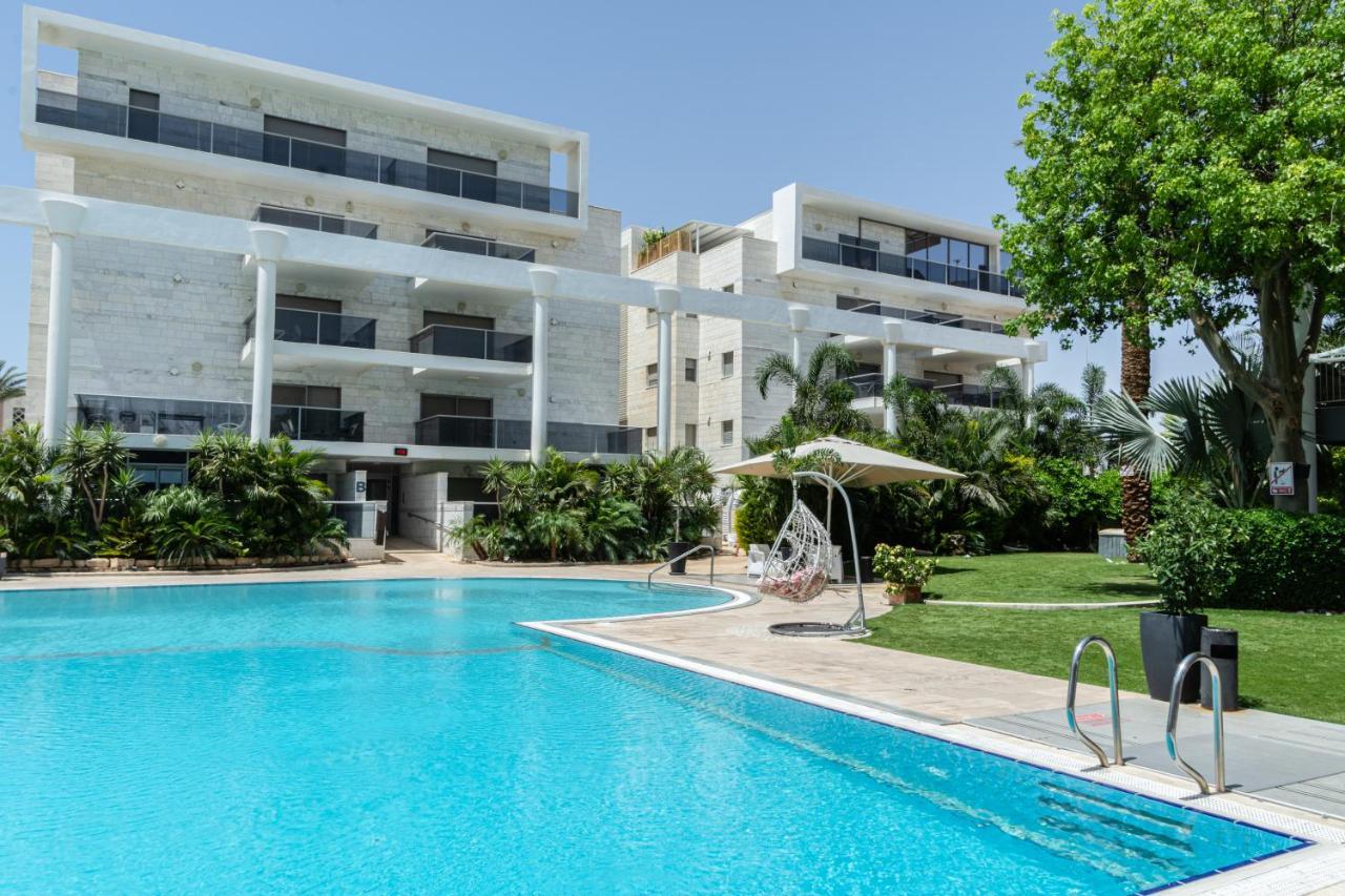 Apartamento דירת גן פונה לבריכה - Pool Garden View Eilat Exterior foto