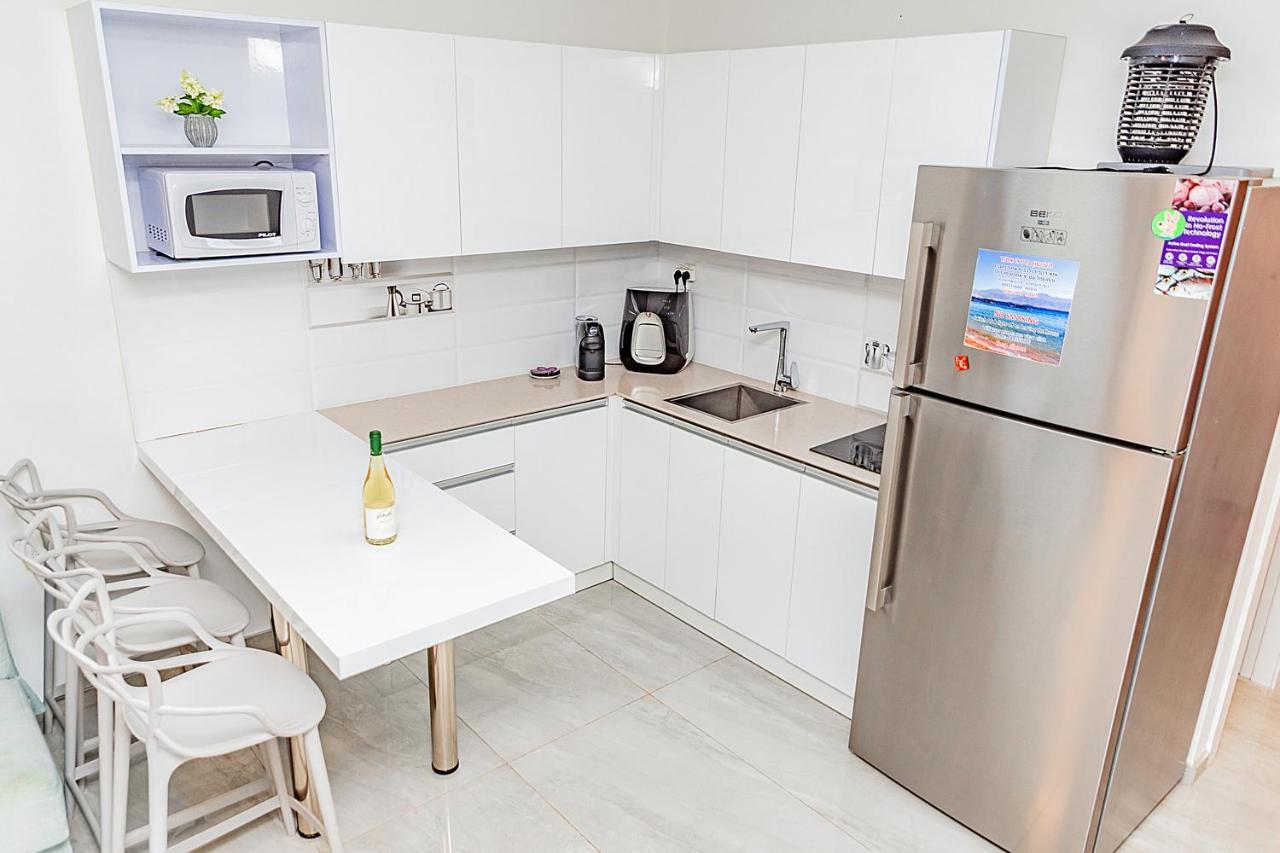 Apartamento דירת גן פונה לבריכה - Pool Garden View Eilat Exterior foto