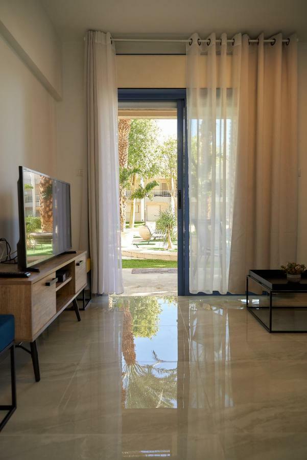 Apartamento דירת גן פונה לבריכה - Pool Garden View Eilat Exterior foto