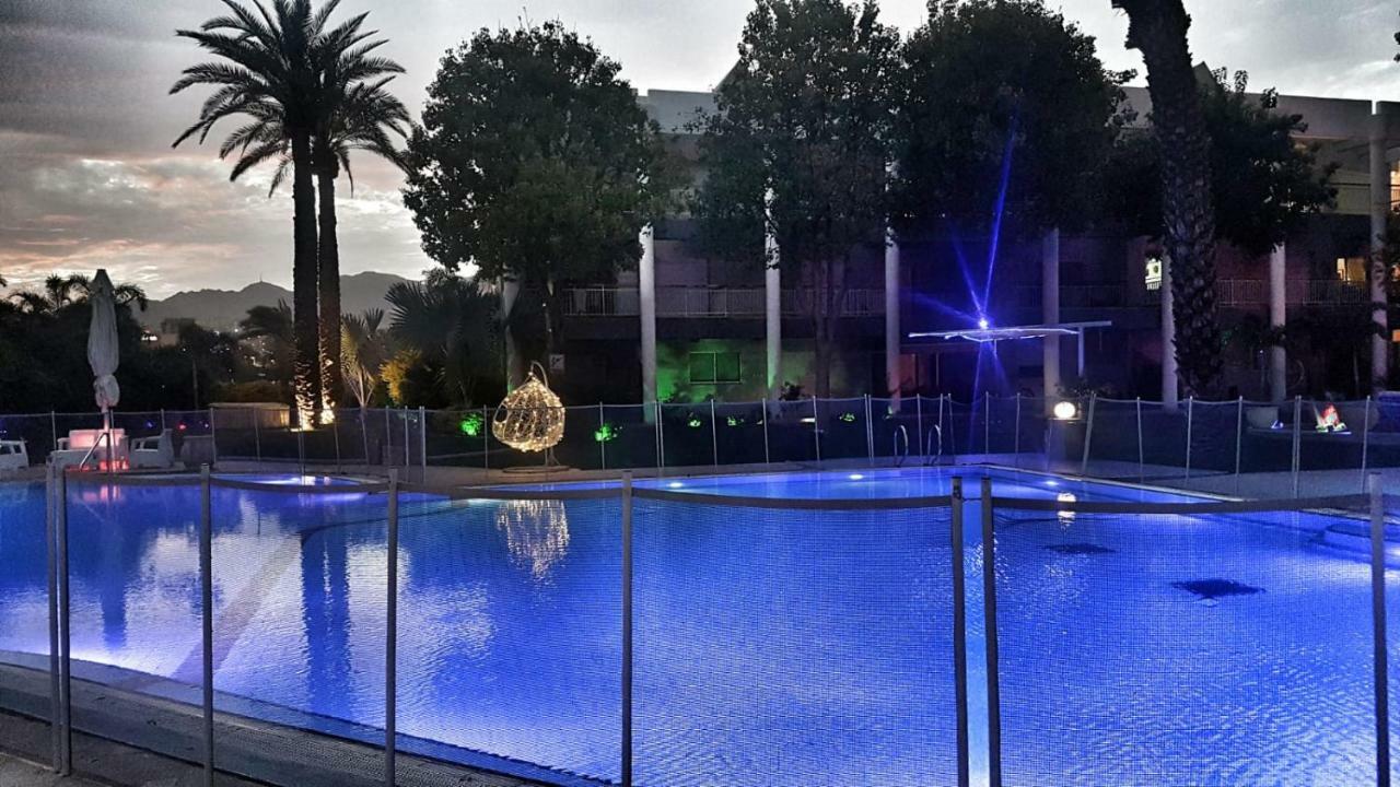 Apartamento דירת גן פונה לבריכה - Pool Garden View Eilat Exterior foto